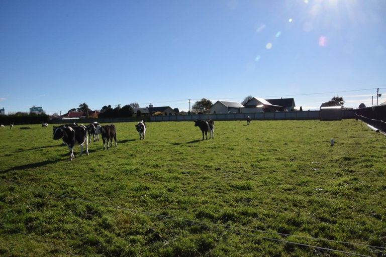 Photo of property in 16 Tui Place, Edendale, Wyndham, 9893