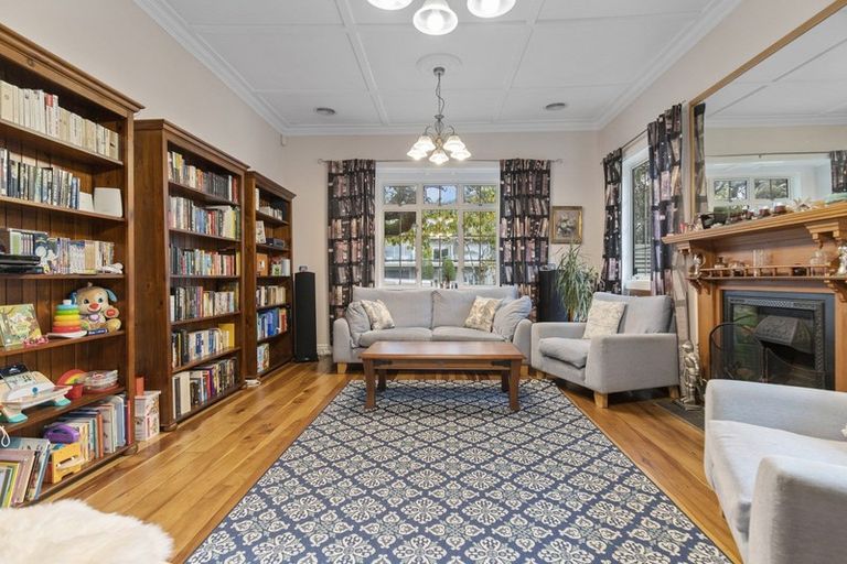 Photo of property in 1 Fow Street, Hamilton Central, Hamilton, 3204