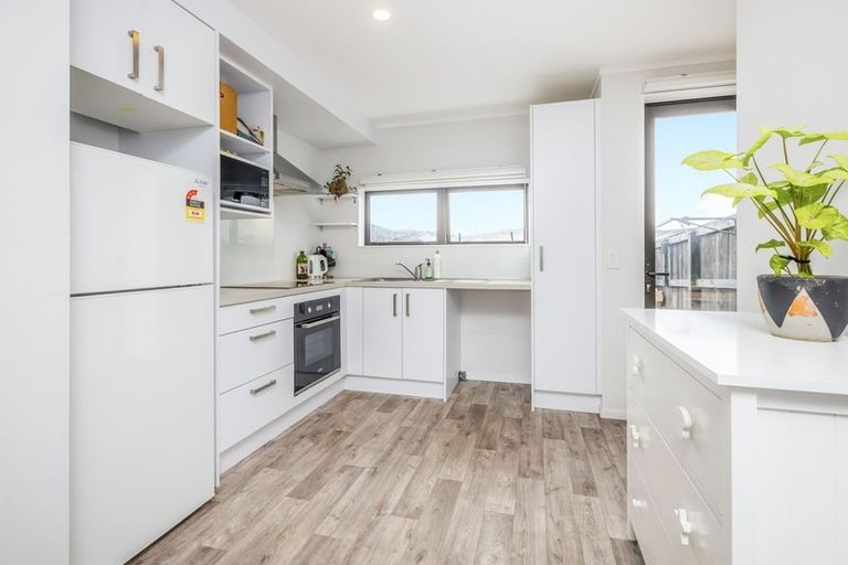 Photo of property in 95 Battalion Drive, Papakura, 2110