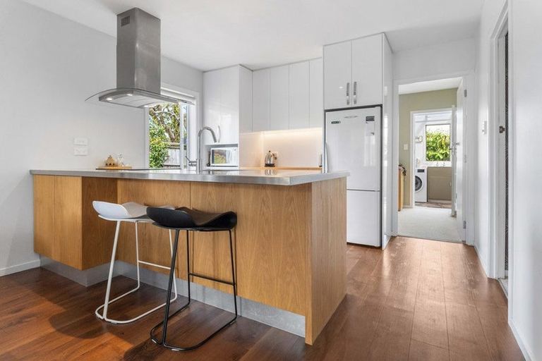 Photo of property in 64b Muir Avenue, Mangere Bridge, Auckland, 2022