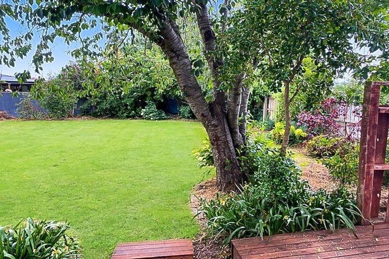 Photo of property in 17 Morris Road, Amberley, 7410