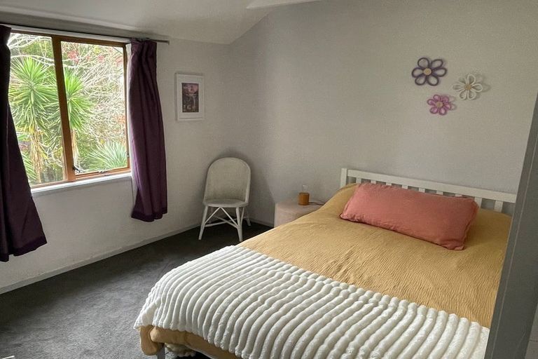 Photo of property in 2/26 Capilano Place, Glenfield, Auckland, 0629