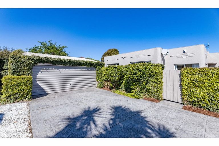 Photo of property in 81 Yaldhurst Road, Sockburn, Christchurch, 8042