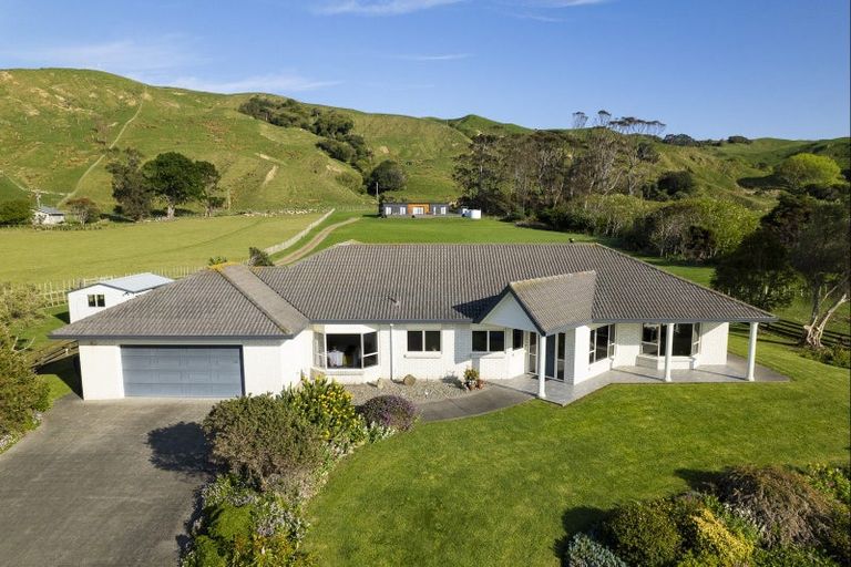 Photo of property in 858 Wainui Road, Wainui, Gisborne, 4010