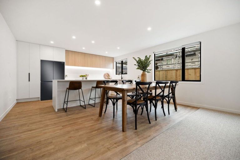 Photo of property in 150 Howden Drive, Jacks Point, 9371