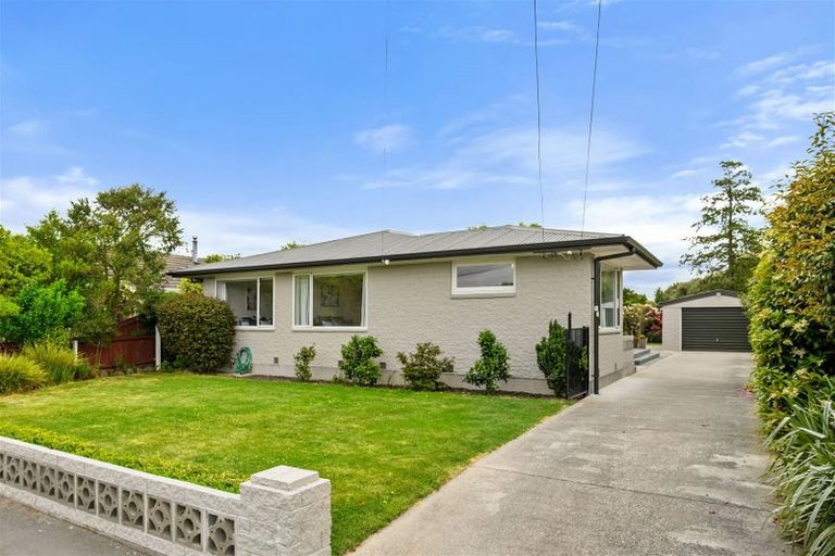 Photo of property in 67 Cotswold Avenue, Bishopdale, Christchurch, 8053