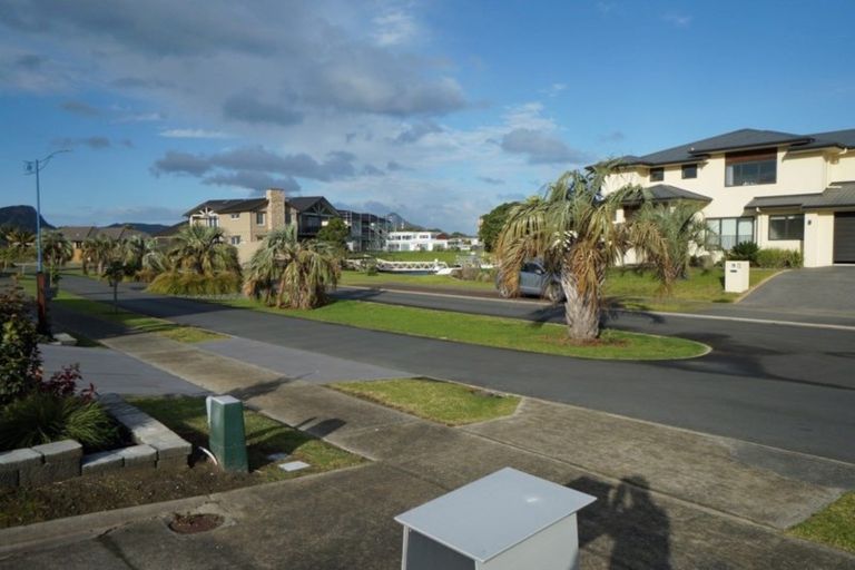 Photo of property in 20 Mariners Haven, One Tree Point, 0118