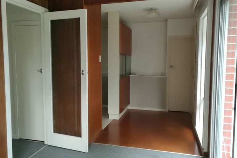 Photo of property in 16a Donald Crescent, Karori, Wellington, 6012