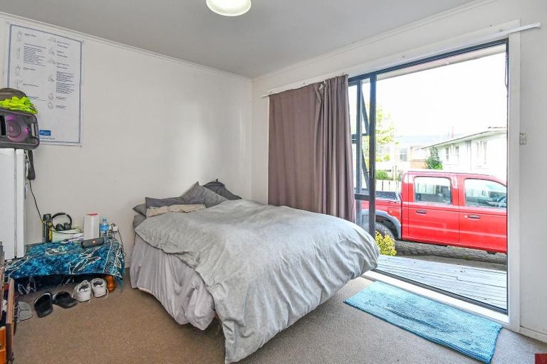 Photo of property in 9 Friedlanders Road, Manurewa, Auckland, 2102