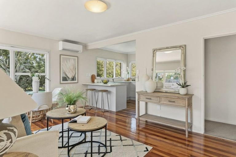 Photo of property in 1/15 Northboro Road, Hauraki, Auckland, 0622