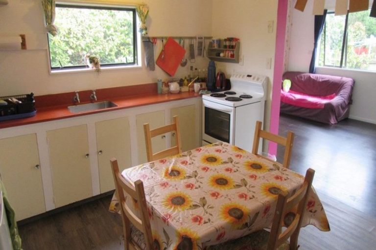 Photo of property in 18 Studholme Street, Waimate, 7924