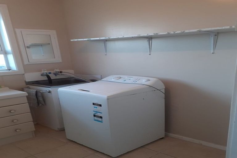 Photo of property in 1/79 Hills Road, Edgeware, Christchurch, 8013