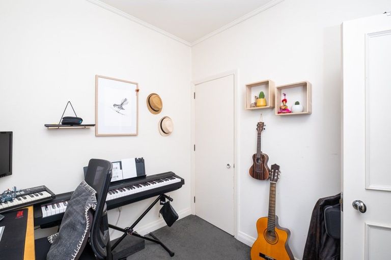 Photo of property in 72b Te Mata Road, Havelock North, 4130