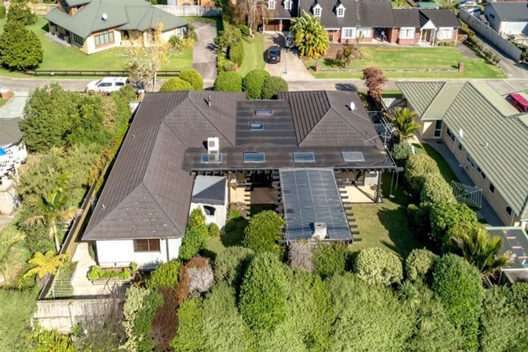 Photo of property in 13 Tudor Grove, Whitianga, 3510