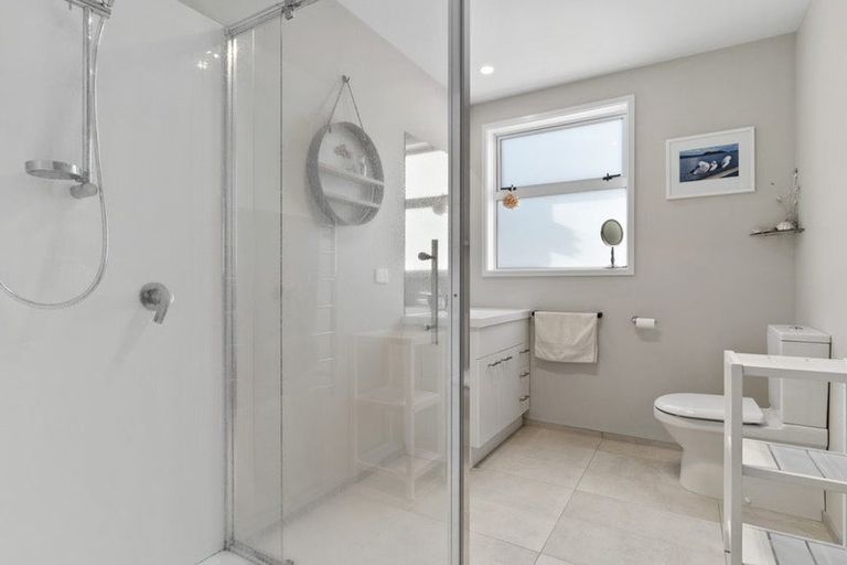 Photo of property in 68 Franks Way, Papamoa Beach, Papamoa, 3118