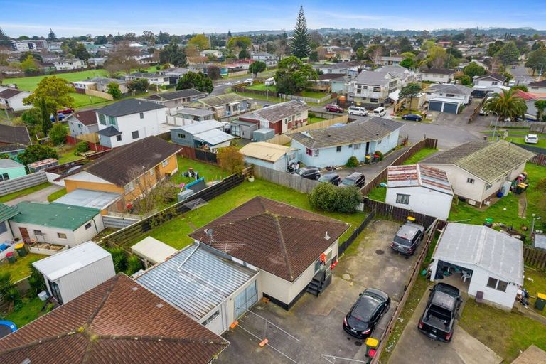 Photo of property in 2/14 Ririno Place, Manurewa, Auckland, 2102