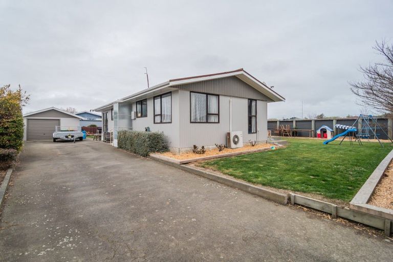 Photo of property in 15 Saint Leonards Road, Temuka, 7920