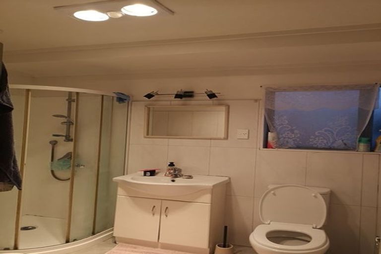 Photo of property in 4 Oratu Place, Manurewa, Auckland, 2102