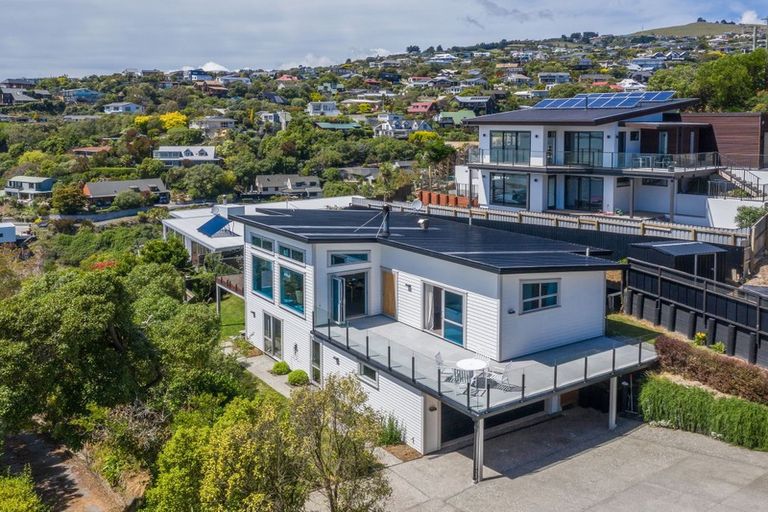 Photo of property in 97b Mount Pleasant Road, Mount Pleasant, Christchurch, 8081