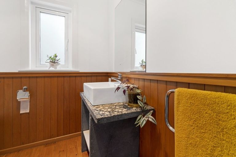 Photo of property in 252 Tremaine Avenue, Highbury, Palmerston North, 4412