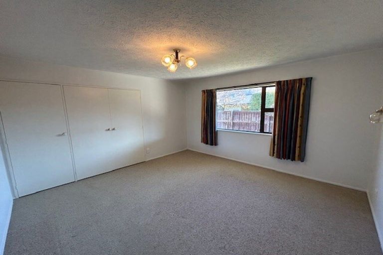 Photo of property in 64 Hunter Crescent, Wanaka, 9305