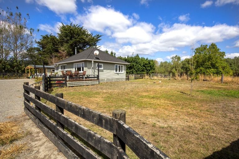 Photo of property in 64 Te Roto Road, Otaki, 5512