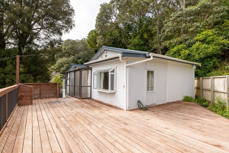 Photo of property in 193 Victory Road, Laingholm, Auckland, 0604