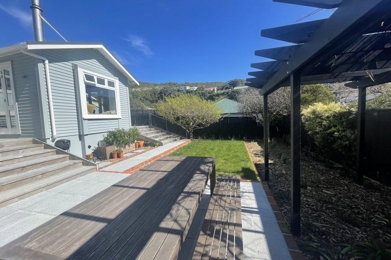 Photo of property in 5 Travancore Street, Island Bay, Wellington, 6023