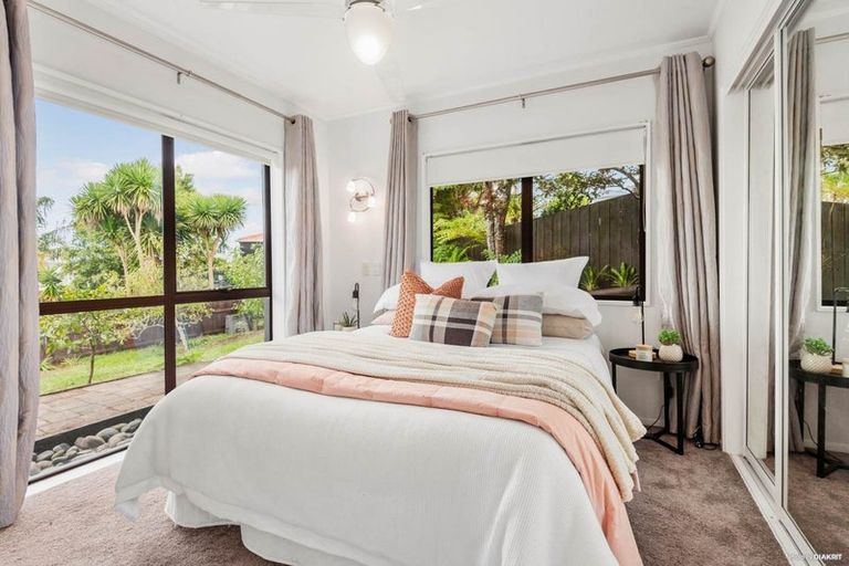 Photo of property in 170 Sturges Road, Henderson, Auckland, 0612