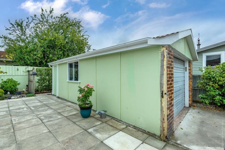 Photo of property in 40 Buffon Street, Waltham, Christchurch, 8023