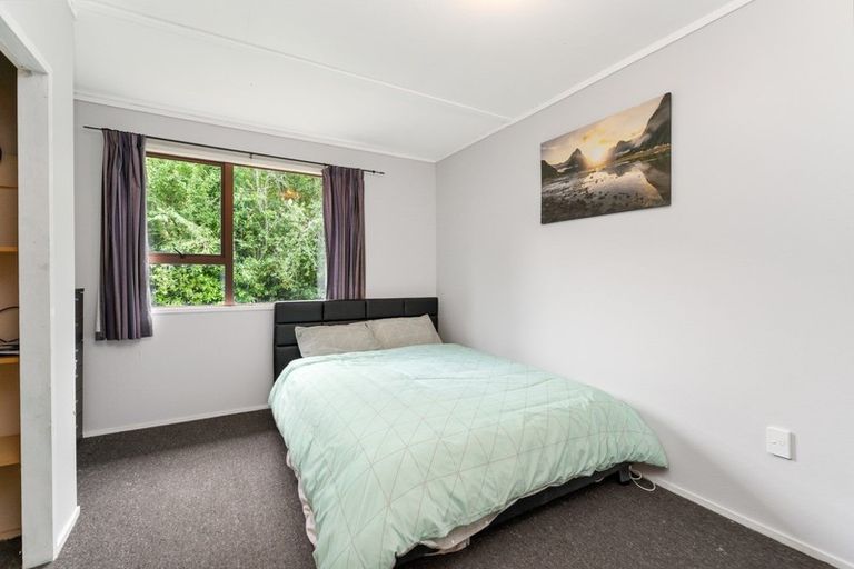 Photo of property in 3 Rata Street, Birchville, Upper Hutt, 5018