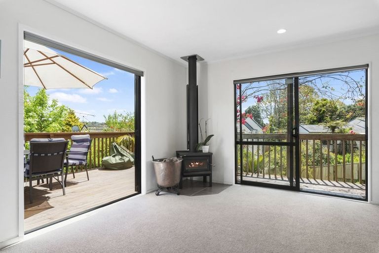 Photo of property in 27a Philson Terrace, Browns Bay, Auckland, 0630