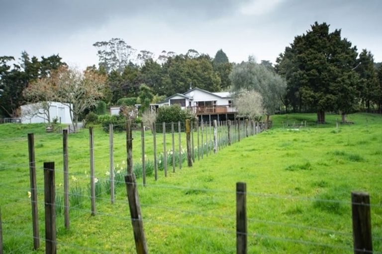 Photo of property in 322 Otaika Valley Road, Otaika, Whangarei, 0170