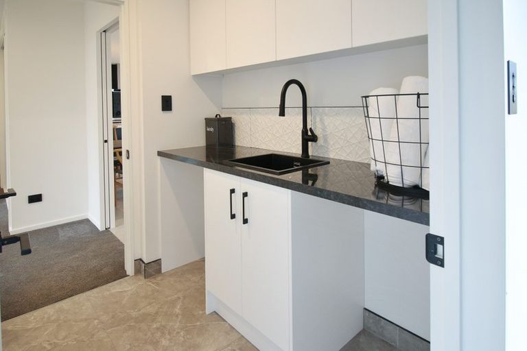 Photo of property in 38 Broadway Parade, Rolleston, 7615