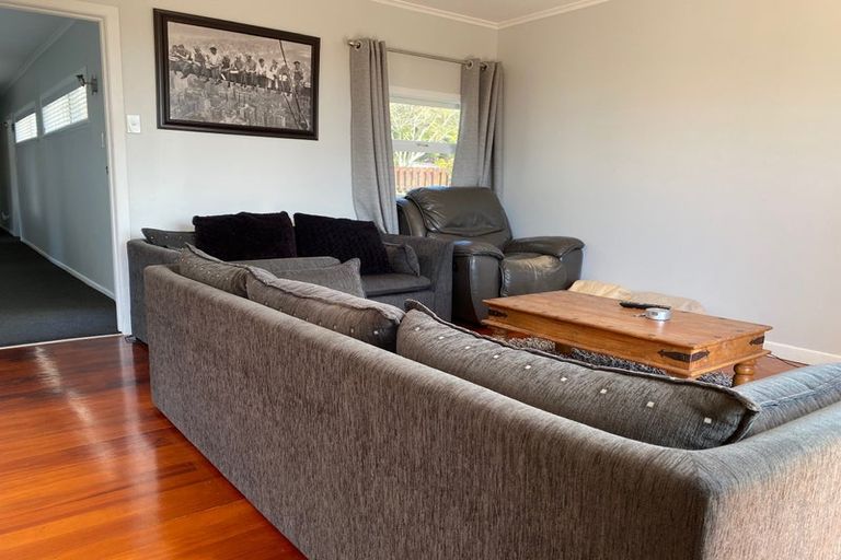 Photo of property in 115 Glengarry Road, Glen Eden, Auckland, 0602