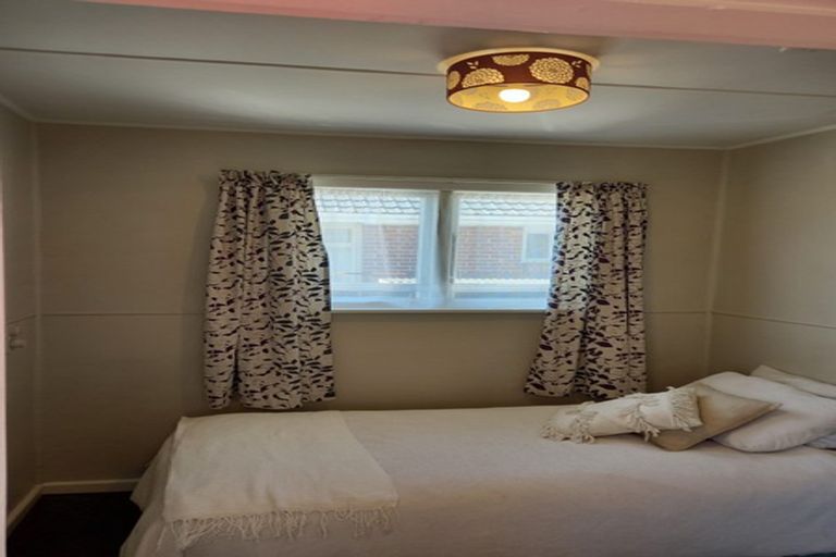 Photo of property in 19 Cossar Street, Burwood, Christchurch, 8083