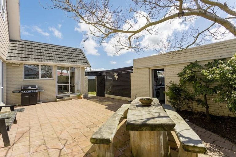 Photo of property in 6 Tay Street, Mosgiel, 9024