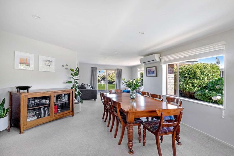 Photo of property in 23 Cairnbrae Drive, Prebbleton, 7604