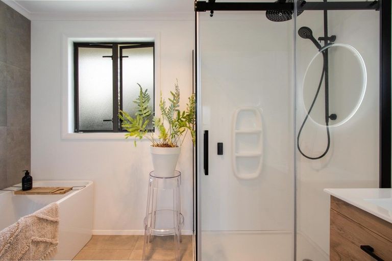 Photo of property in 1 Jellicoe Place, Tamatea, Napier, 4112