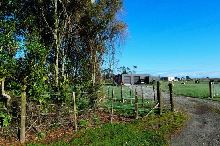 Photo of property in 271 Utopia Road, Westport, 7892