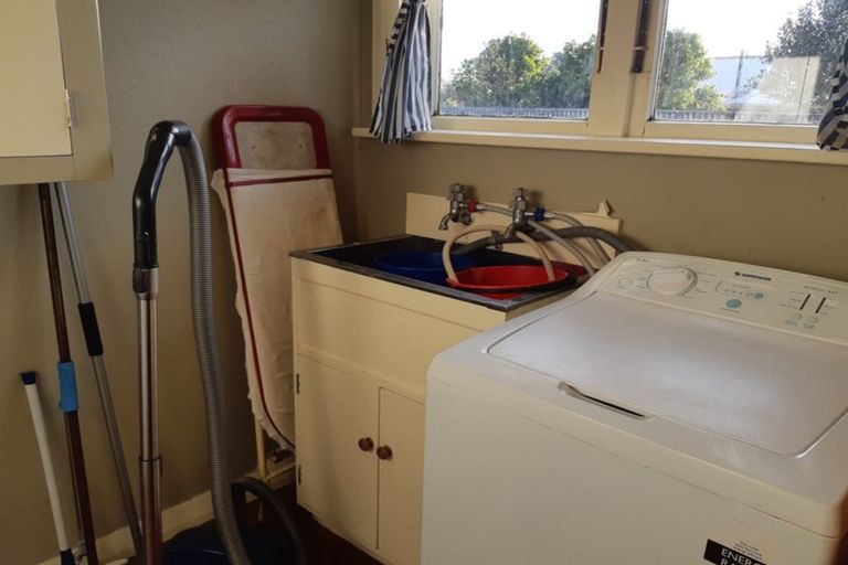 Photo of property in 40 Costley Street, Carterton, 5713