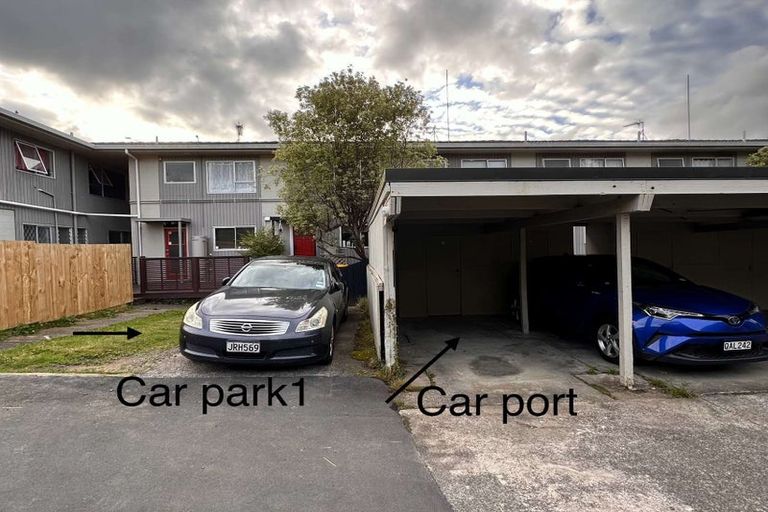 Photo of property in 2/42 Sheridan Drive, New Lynn, Auckland, 0600