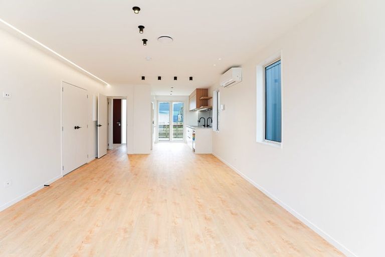 Photo of property in 16 Corporal Street, Papakura, 2110