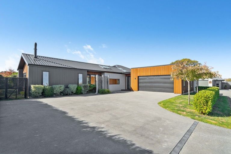 Photo of property in 20 Westwood Street, Greytown, 5712