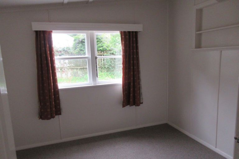 Photo of property in 216 Roslyn Road, Levin, 5510