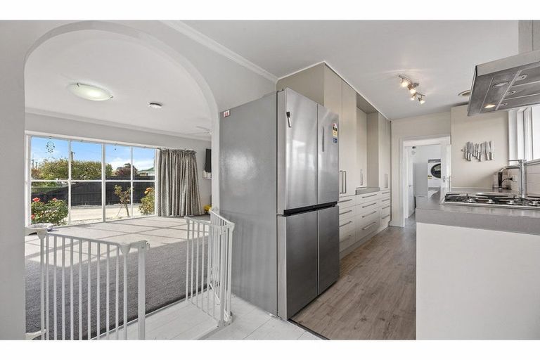 Photo of property in 62 Hargood Street, Woolston, Christchurch, 8062