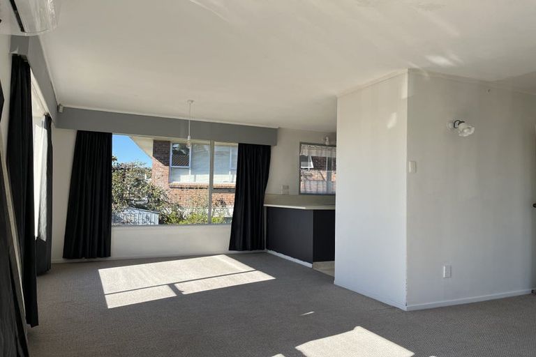 Photo of property in 68 Royal Road, Massey, Auckland, 0614
