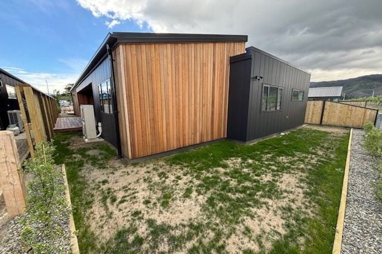 Photo of property in 23 Wooing Tree Avenue, Cromwell, 9310