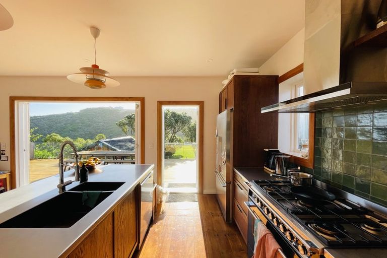 Photo of property in 12 View Road, Houghton Bay, Wellington, 6023