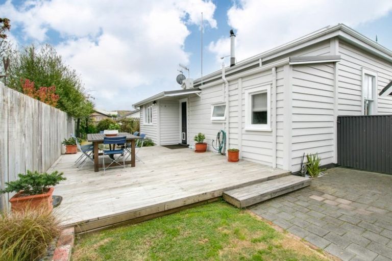 Photo of property in 92 Auckland Road, Greenmeadows, Napier, 4112